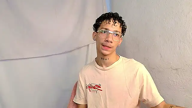 Snapshot of mateodeamjo chatting on June 5, 2026, 5:23 am mateodeamjo online show from June 5, 2026, 5:23 am