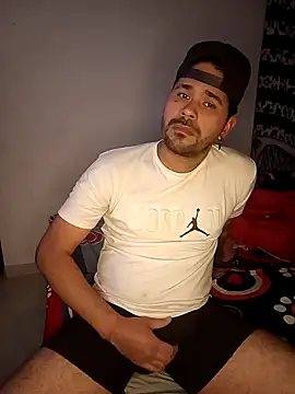 Joselatino23 online show from October 17, 2025, 5:11 am