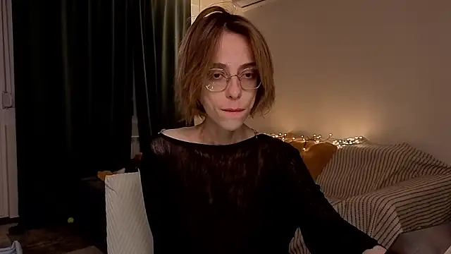 amber quell here online show from March 7, 2026, 5:40 pm