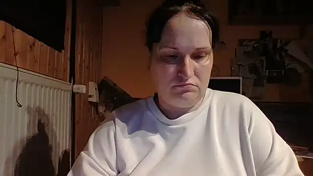  squirty cum lady  online show from June 23, 2026, 7:12 pm