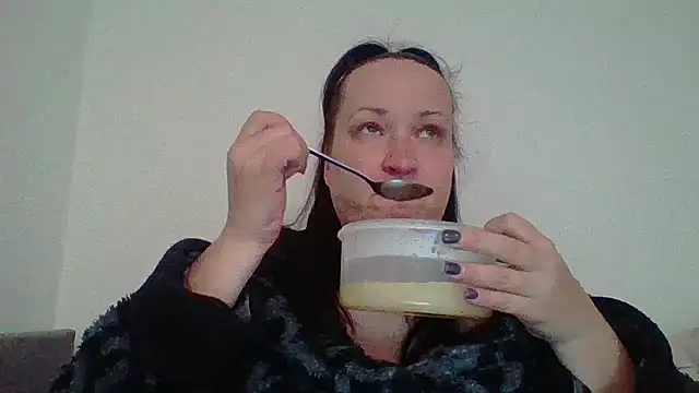  squirty cum lady  online show from October 18, 2025, 5:20 am