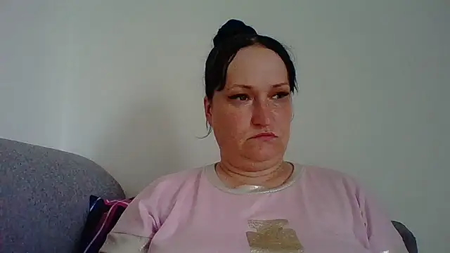  squirty cum lady  online show from July 16, 2026, 10:23 am
