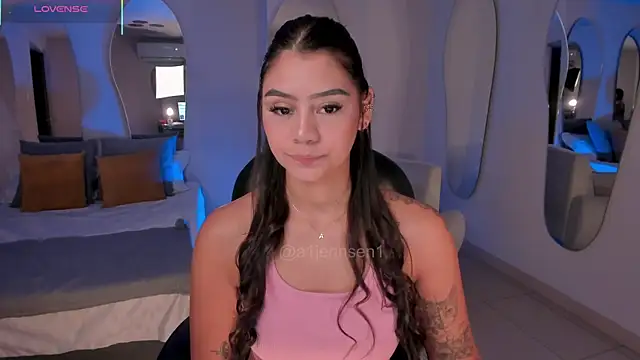 AllyJensen online show from November 25, 2025, 10:26 am