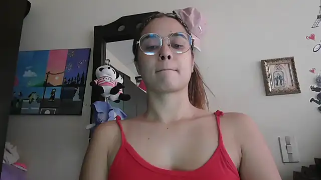 trianabell online show from March 23, 2026, 5:35 pm