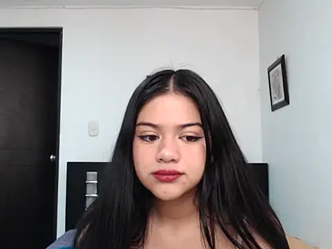 Snapshot of angelbeat_ chatting on January 8, 2025, 10:48 am angelbeat online show from January 8, 2025, 10:48 am
