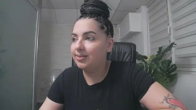 BustyAllyy online show from October 4, 2025, 4:19 pm