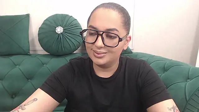 BustyAllyy online show from April 19, 2026, 6:32 pm