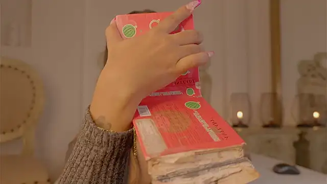 Snapshot of Ana_Maria11 chatting on March 7, 2025, 3:19 am Ana Maria11 online show from March 7, 2025, 3:19 am