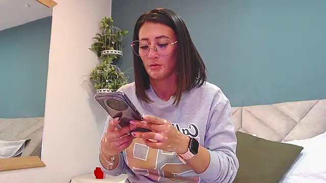 SharisWillian online show from January 14, 2026, 3:43 am