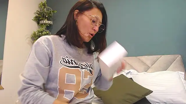 SharisWillian online show from February 25, 2026, 3:18 am