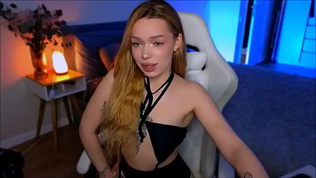 Snapshot of Lily_Yin chatting on June 22, 2026, 5:48 am Lily Yin online show from June 22, 2026, 5:48 am