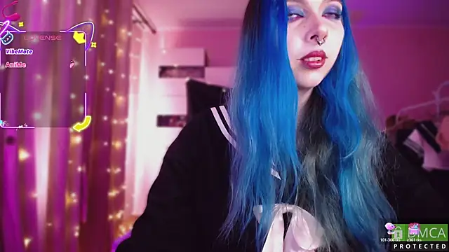 Snapshot of JustMeowGirl chatting on November 1, 2025, 4:41 am JustMeowGirl online show from November 1, 2025, 4:41 am