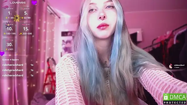 Snapshot of JustMeowGirl chatting on May 8, 2026, 5:11 am JustMeowGirl online show from May 8, 2026, 5:11 am
