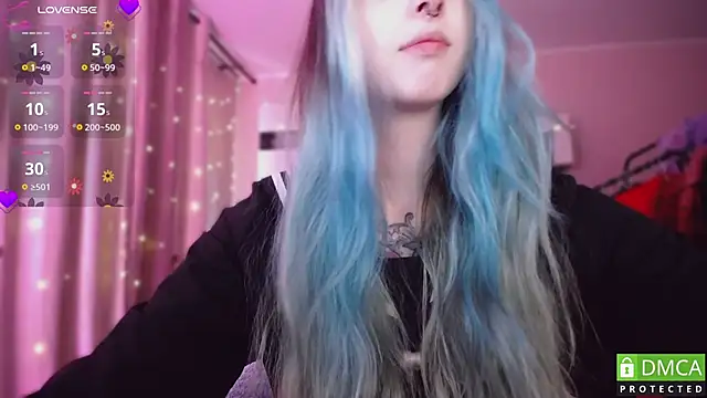 Snapshot of JustMeowGirl chatting on April 24, 2026, 5:20 am JustMeowGirl online show from April 24, 2026, 5:20 am