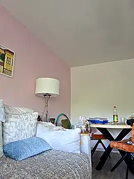 Schnubby1 online show from May 13, 2026, 2:02 pm