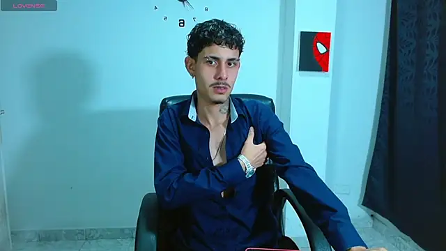 Bastiaan 28 online show from September 18, 2025, 3:53 am