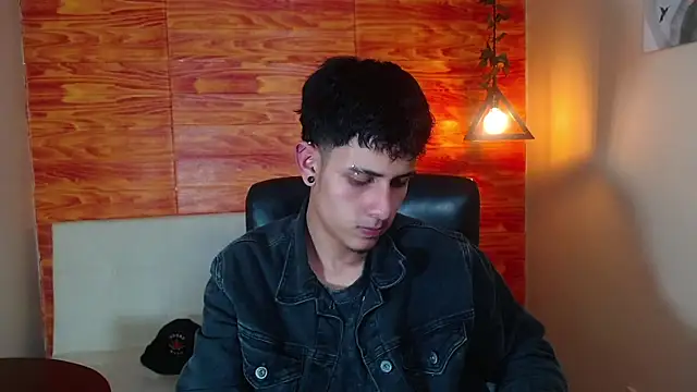 Bastiaan 28 online show from March 3, 2025, 3:16 am