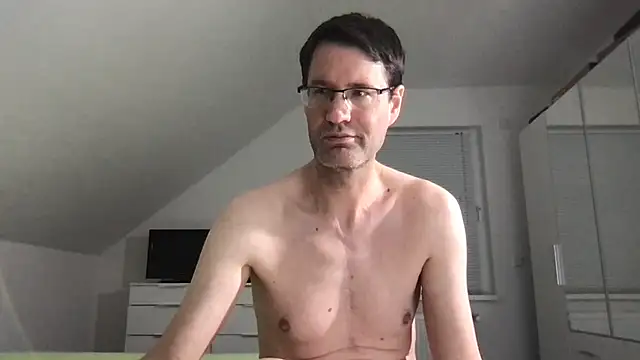 zxzx cam1 online show from February 21, 2025, 4:59 pm