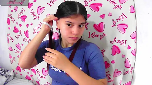 lynieh- online show from September 19, 2025, 8:35 pm