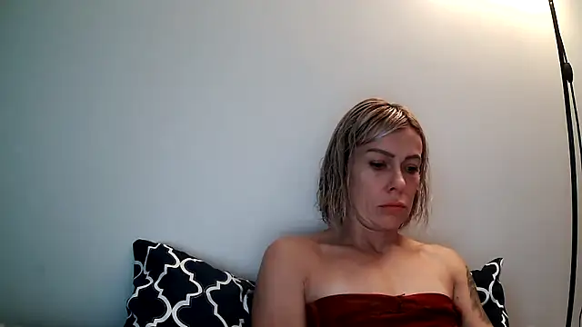 Snapshot of anechka1 chatting on October 7, 2025, 3:35 pm anechka1 online show from October 7, 2025, 3:35 pm