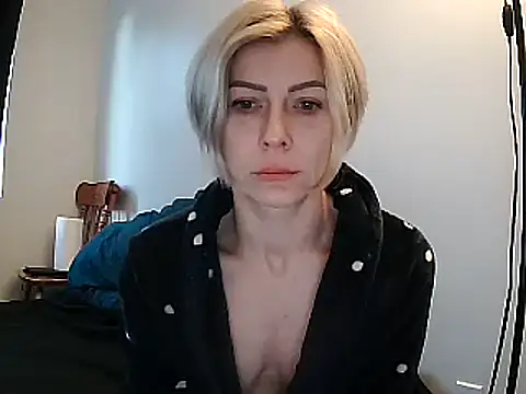 Snapshot of anechka1 chatting on December 19, 2024, 12:45 pm anechka1 online show from December 19, 2024, 12:45 pm