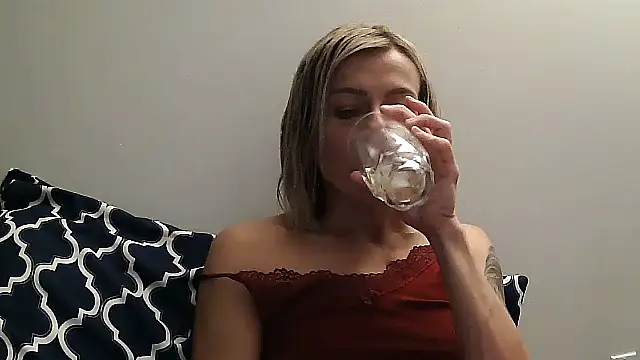 Snapshot of anechka1 chatting on October 19, 2025, 12:46 am anechka1 online show from October 19, 2025, 12:46 am