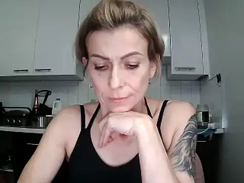 Snapshot of anechka1 chatting on December 2, 2024, 9:34 pm anechka1 online show from December 2, 2024, 9:34 pm