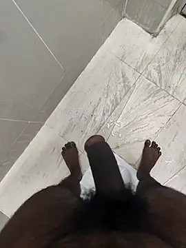 Snapshot of Sweety_Tamil_boy chatting on October 28, 2025, 12:11 am Sweety Tamil boy online show from October 28, 2025, 12:11 am