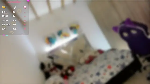 Snapshot of Charming_J chatting on March 20, 2025, 8:20 am Charming J online show from March 20, 2025, 8:20 am