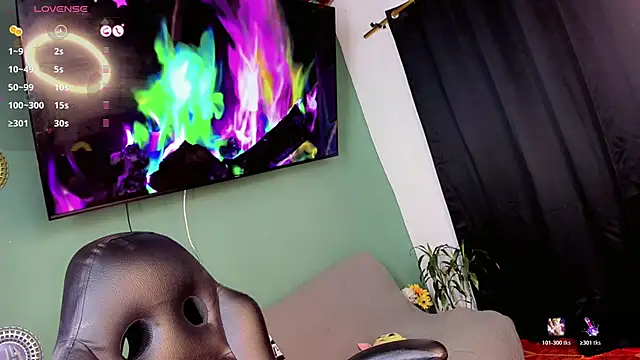 Snapshot of Charming_J chatting on February 4, 2026, 12:00 pm Charming J online show from February 4, 2026, 12:00 pm