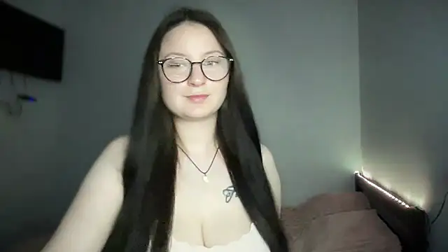 LocaAlis online show from October 5, 2025, 2:41 pm