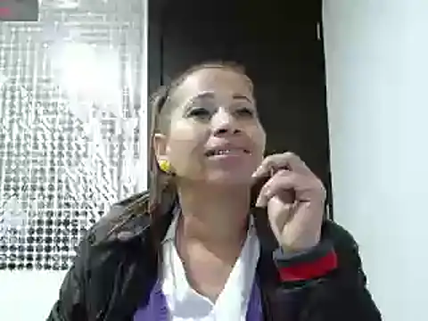 CaroMasha online show from January 22, 2025, 7:34 pm