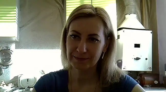 Snapshot of AshleyXHoney chatting on January 21, 2025, 6:54 am AshleyXHoney online show from January 21, 2025, 6:54 am