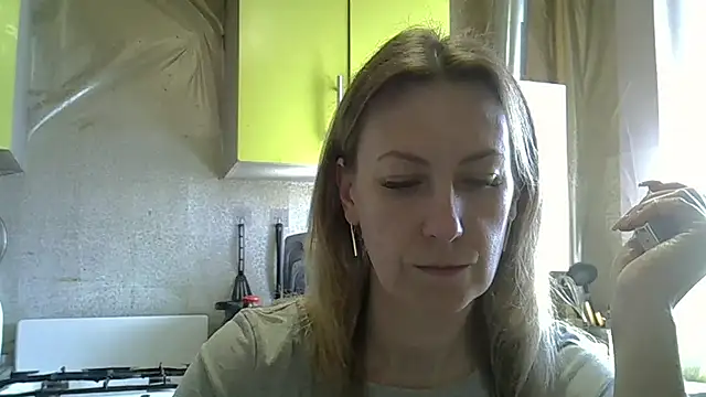 AshleyXHoney online show from April 22, 2026, 7:48 am