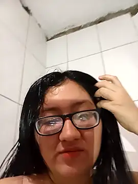 Snapshot of ladygmusic chatting on September 9, 2025, 4:22 am ladygmusic online show from September 9, 2025, 4:22 am