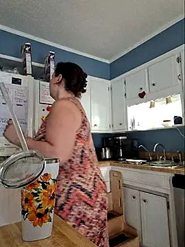 MilfyMrsRobinson online show from October 7, 2025, 1:45 pm