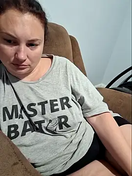 MilfyMrsRobinson online show from October 1, 2025, 1:15 pm