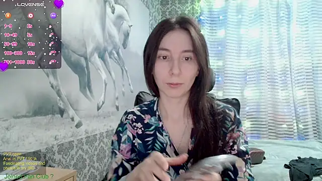 Snapshot of Wowpornoo chatting on February 10, 2025, 1:11 pm Wowpornoo online show from February 10, 2025, 1:11 pm