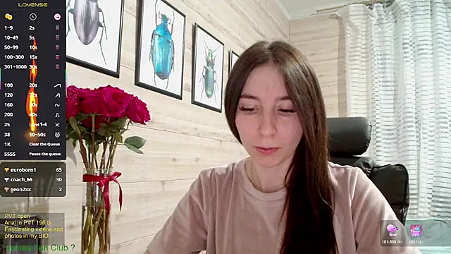 Snapshot of Wowpornoo chatting on March 13, 2025, 3:28 pm Wowpornoo online show from March 13, 2025, 3:28 pm