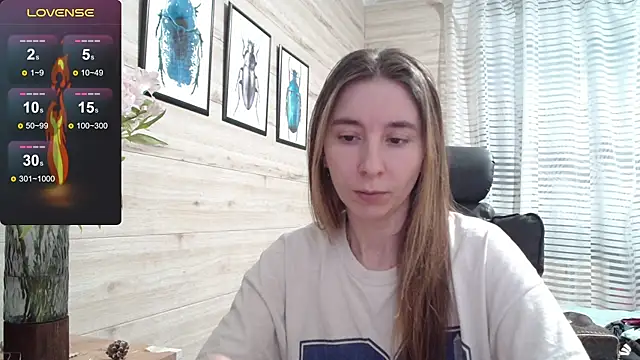 Snapshot of Wowpornoo chatting on November 26, 2025, 10:48 am Wowpornoo online show from November 26, 2025, 10:48 am