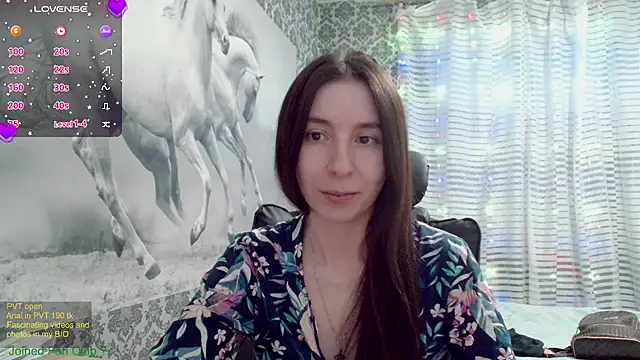 Snapshot of Wowpornoo chatting on February 8, 2025, 11:33 am Wowpornoo online show from February 8, 2025, 11:33 am