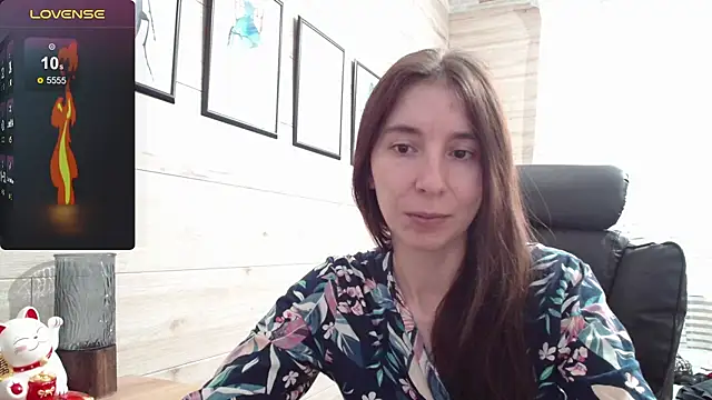 Snapshot of Wowpornoo chatting on September 20, 2025, 8:30 am Wowpornoo online show from September 20, 2025, 8:30 am