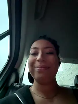 KimArts online show from September 11, 2025, 4:18 pm