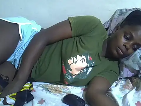 HOT-JAZMINE online show from April 15, 2026, 7:58 pm