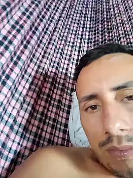 luissilva0071 online show from March 15, 2025, 4:54 pm