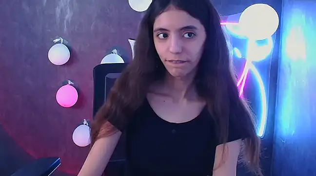 Aishell  online show from March 14, 2025, 12:51 pm