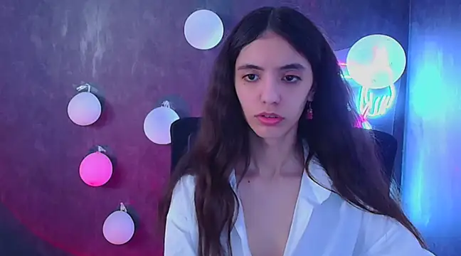 Aishell  online show from March 5, 2025, 4:35 pm