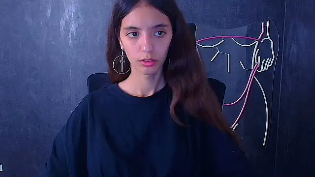 Aishell  online show from September 11, 2025, 12:05 pm