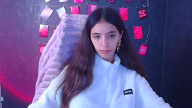 Aishell  online show from October 24, 2025, 11:42 am