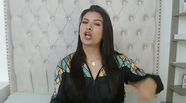 Abril Squirt online show from March 8, 2025, 4:56 am